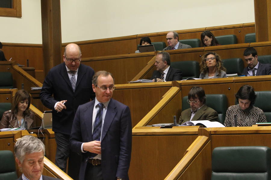 Homenaje silencioso del Parlamento vasco a Gregorio Ordóñez