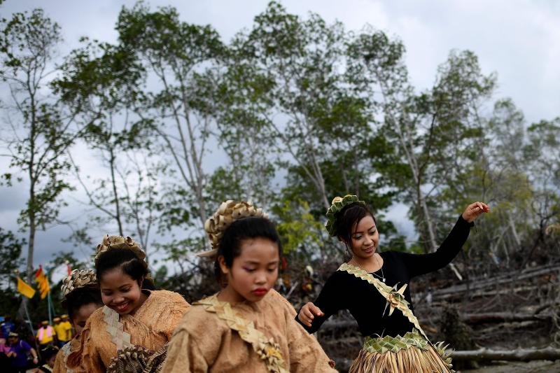 Ceremonia de acción de gracias Puja Pantai en Kuala Lumpur