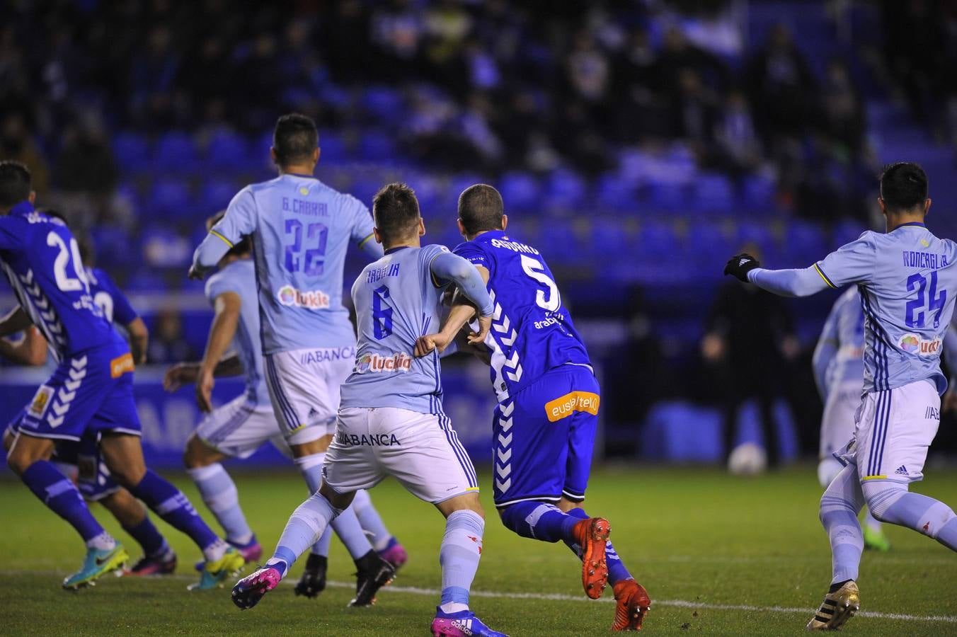 Semifinal de Copa entre el Alavés y el Celta