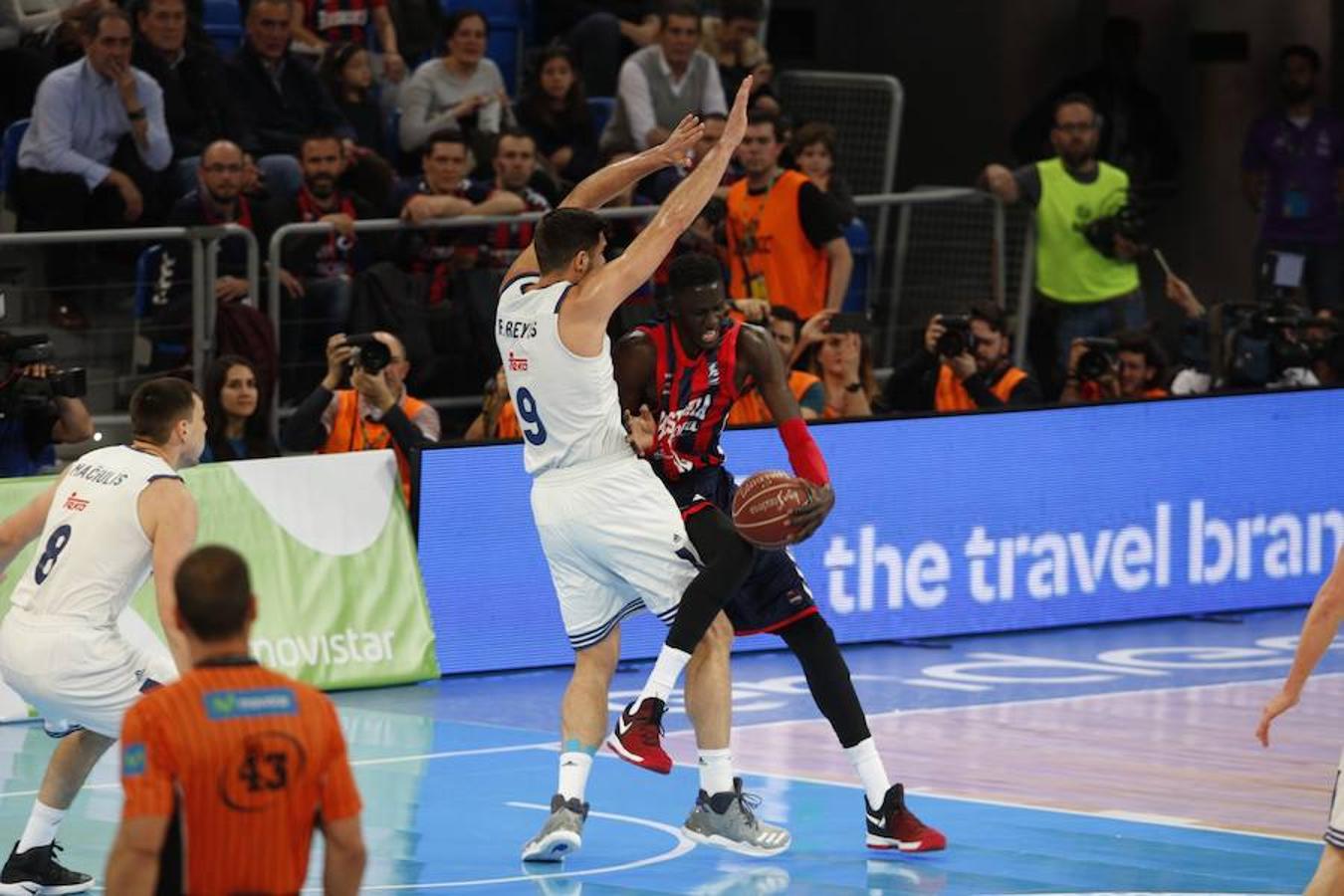 El Real Madrid - Baskonia, en imágenes