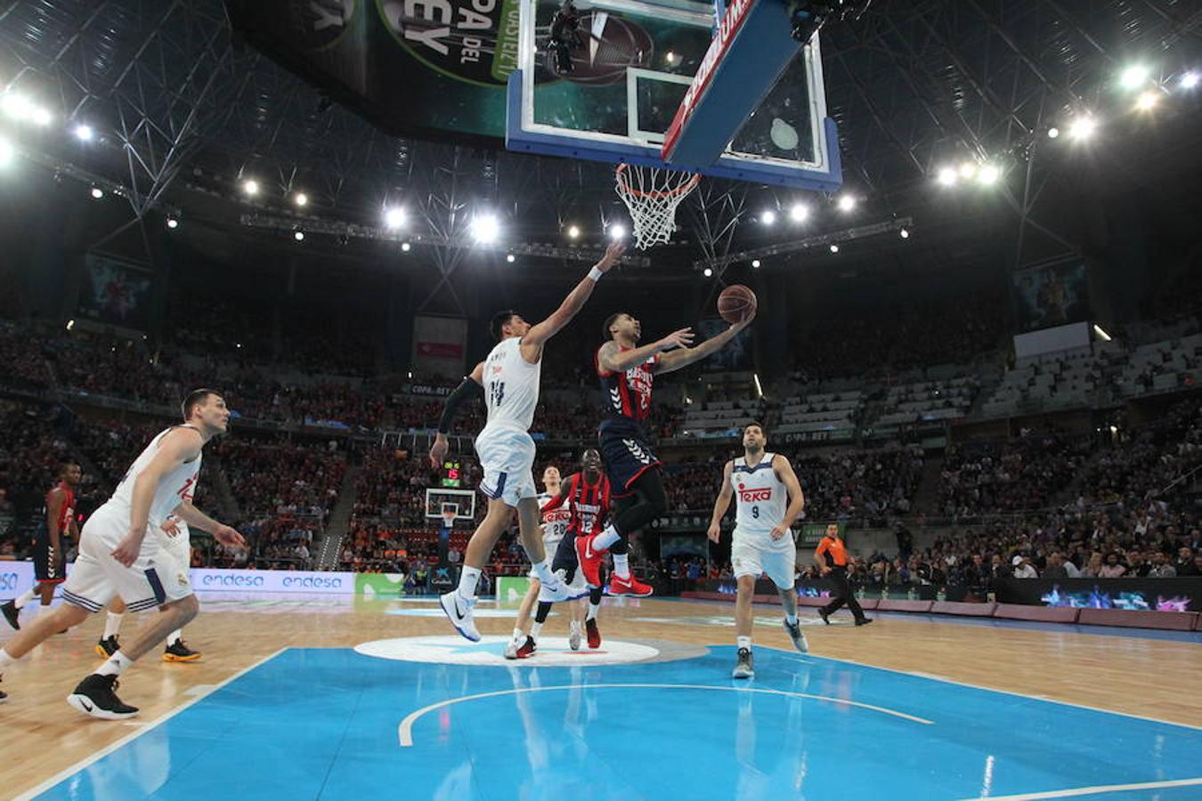 El Real Madrid - Baskonia, en imágenes