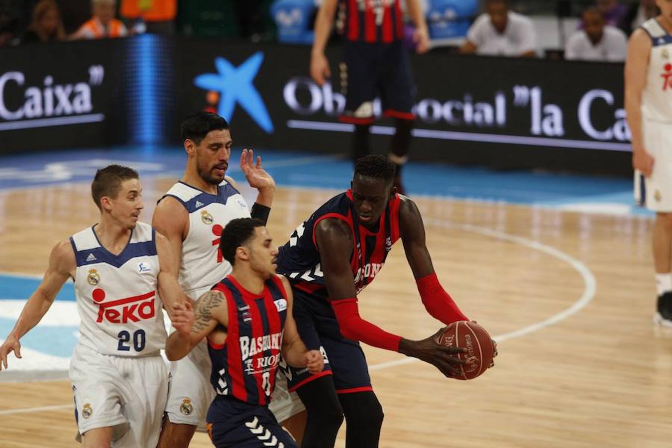 El Real Madrid - Baskonia, en imágenes