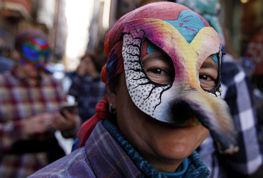 Las máscaras toman las calles de Durango