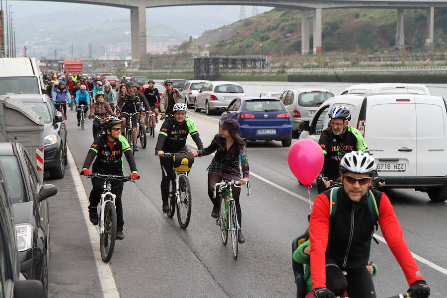 Una marcha para exigir un bidegorri entre Bilbao y Getxo