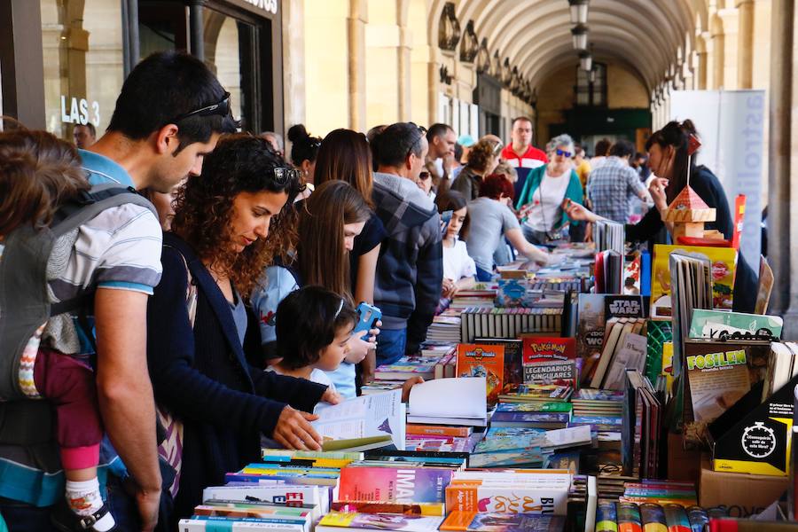 Vitoria lee a sus autores