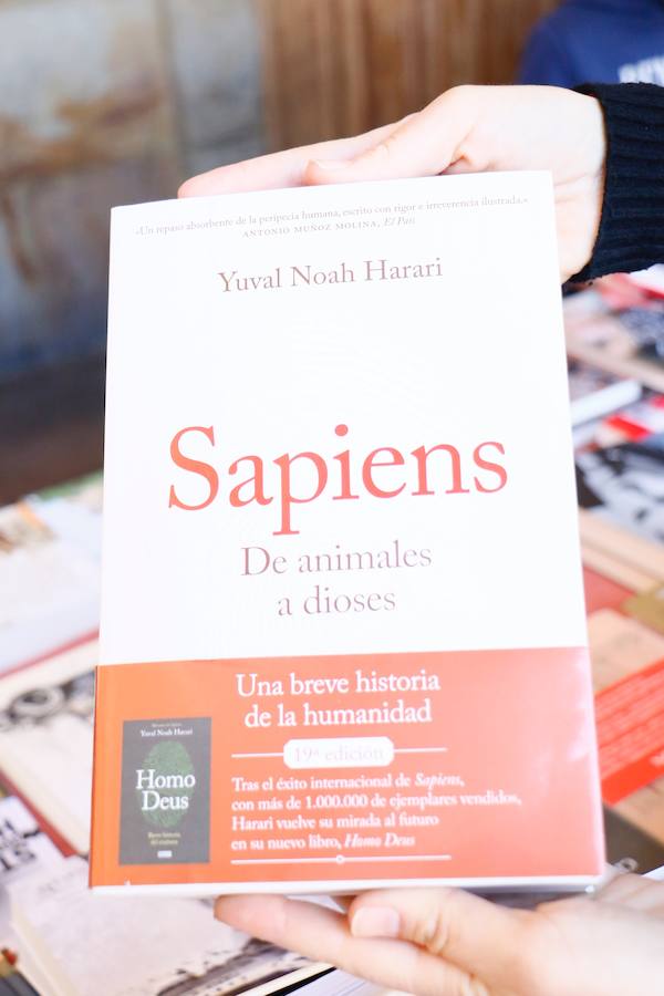 Vitoria lee a sus autores