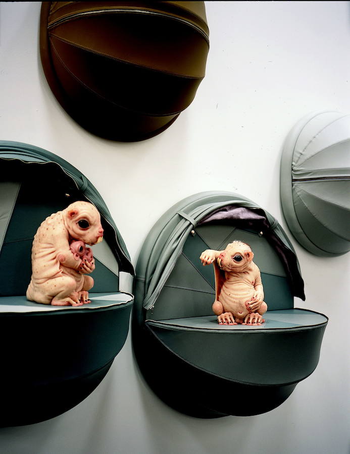 ‘Tiernas criaturas', de Patricia Piccinini (2007). Una de las exposiciones de más éxito del Artium en sus 15 años de vida