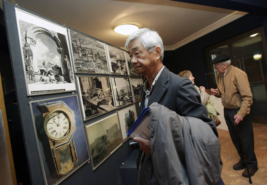 Supervivientes de Nagasaki visitan Gernika