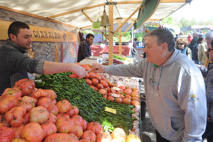 Los alaveses toman el santuario de Estíbaliz
