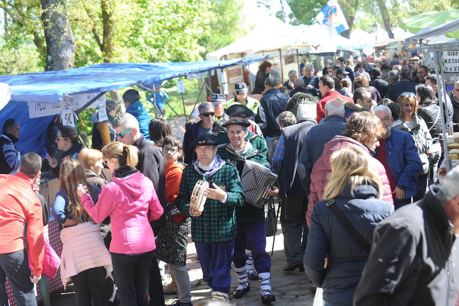 Los alaveses toman el santuario de Estíbaliz