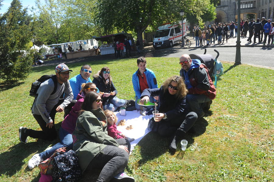 Los alaveses toman el santuario de Estíbaliz