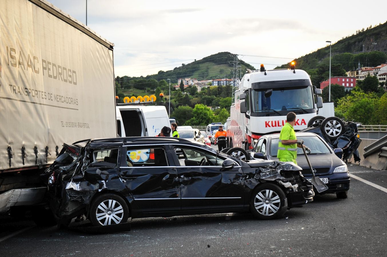 Las imágenes del accidente en la A-15, en Hernani