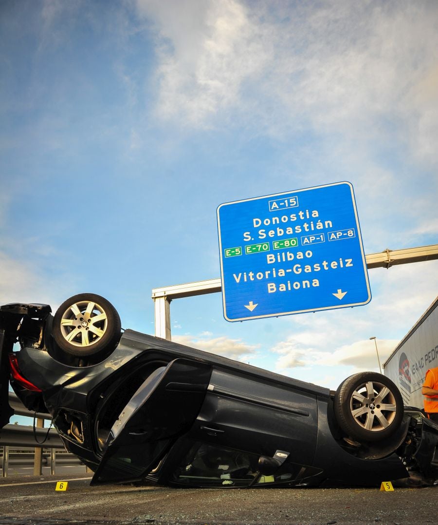 Las imágenes del accidente en la A-15, en Hernani