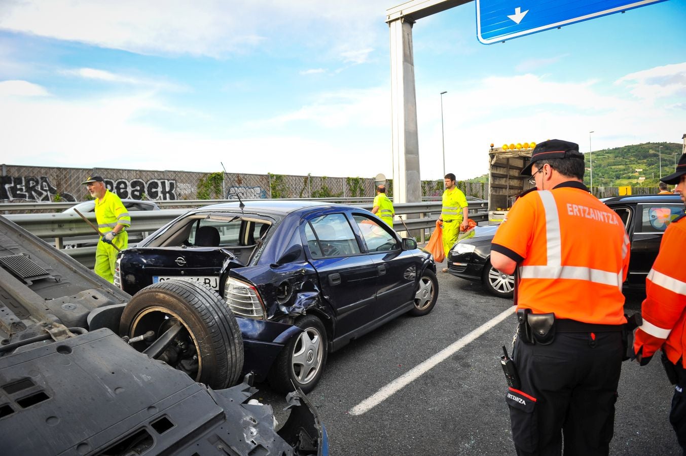 Las imágenes del accidente en la A-15, en Hernani