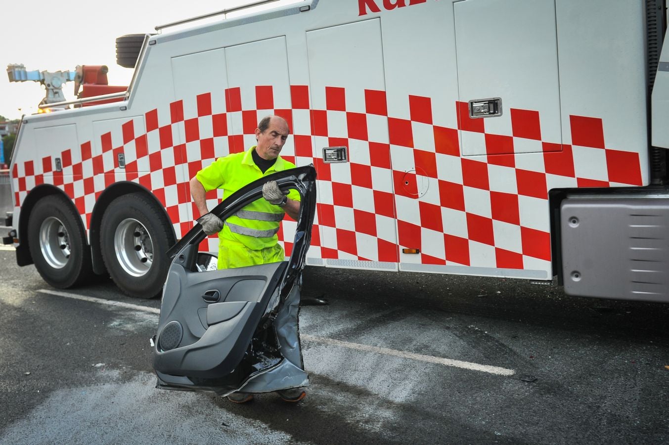 Las imágenes del accidente en la A-15, en Hernani