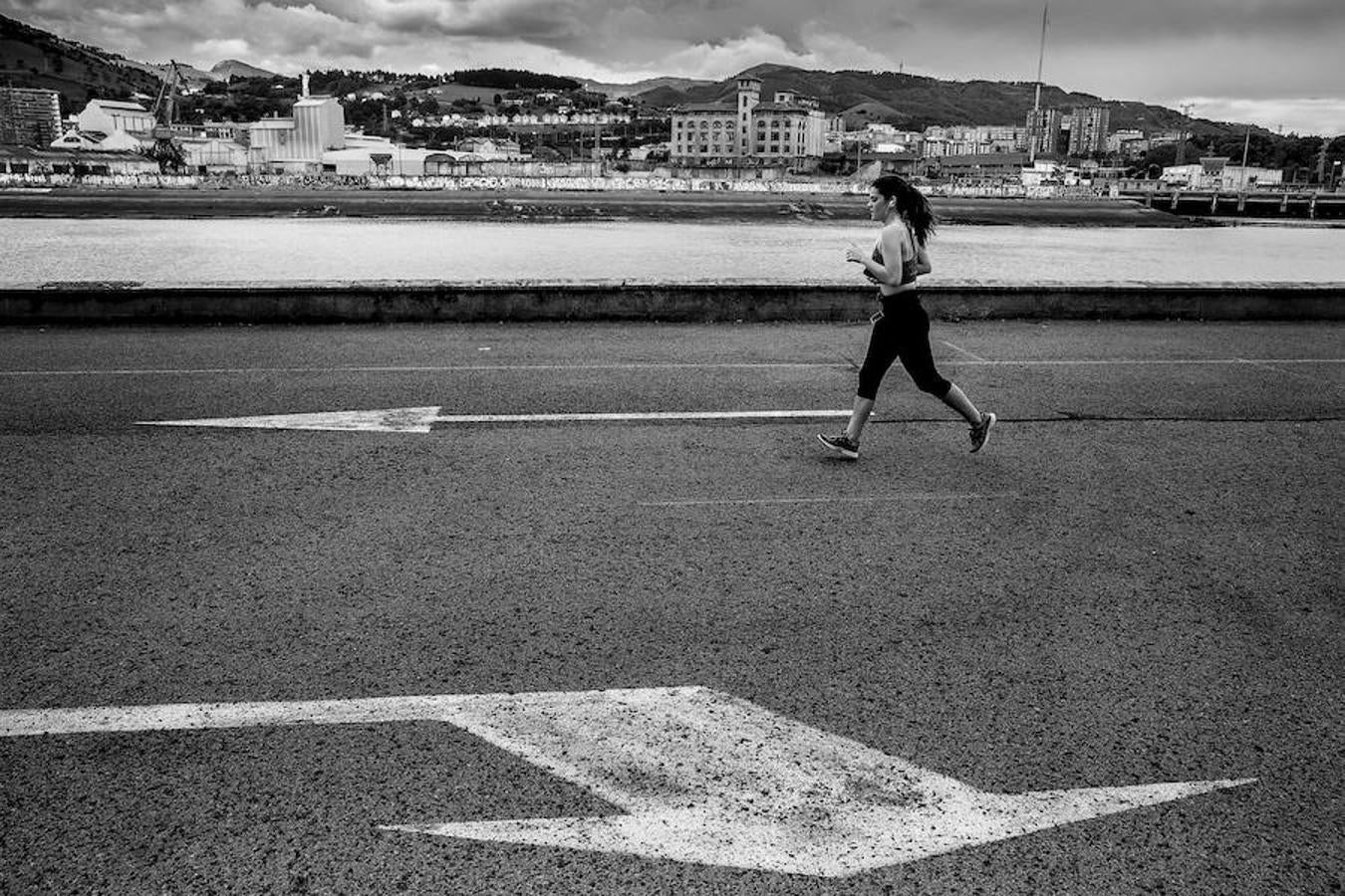 Footing en avenida Zarandoa.