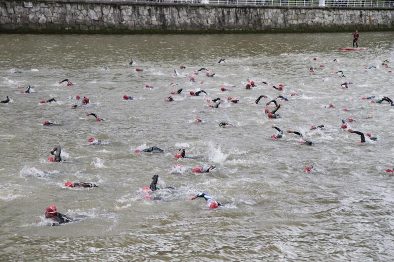 Brazadas por la ría