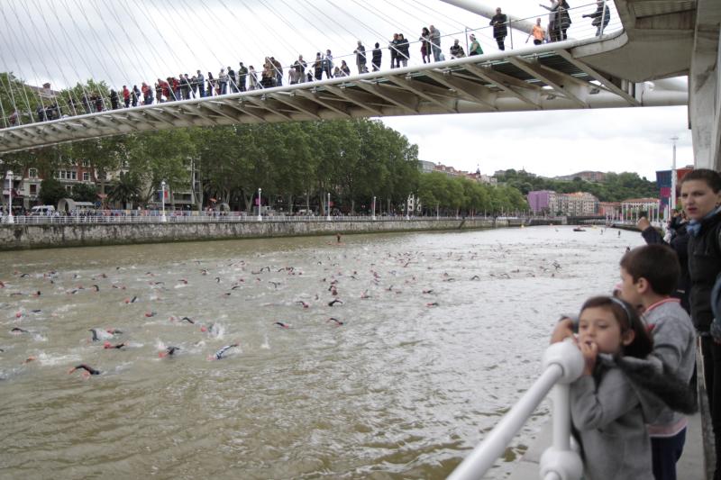 Brazadas por la ría