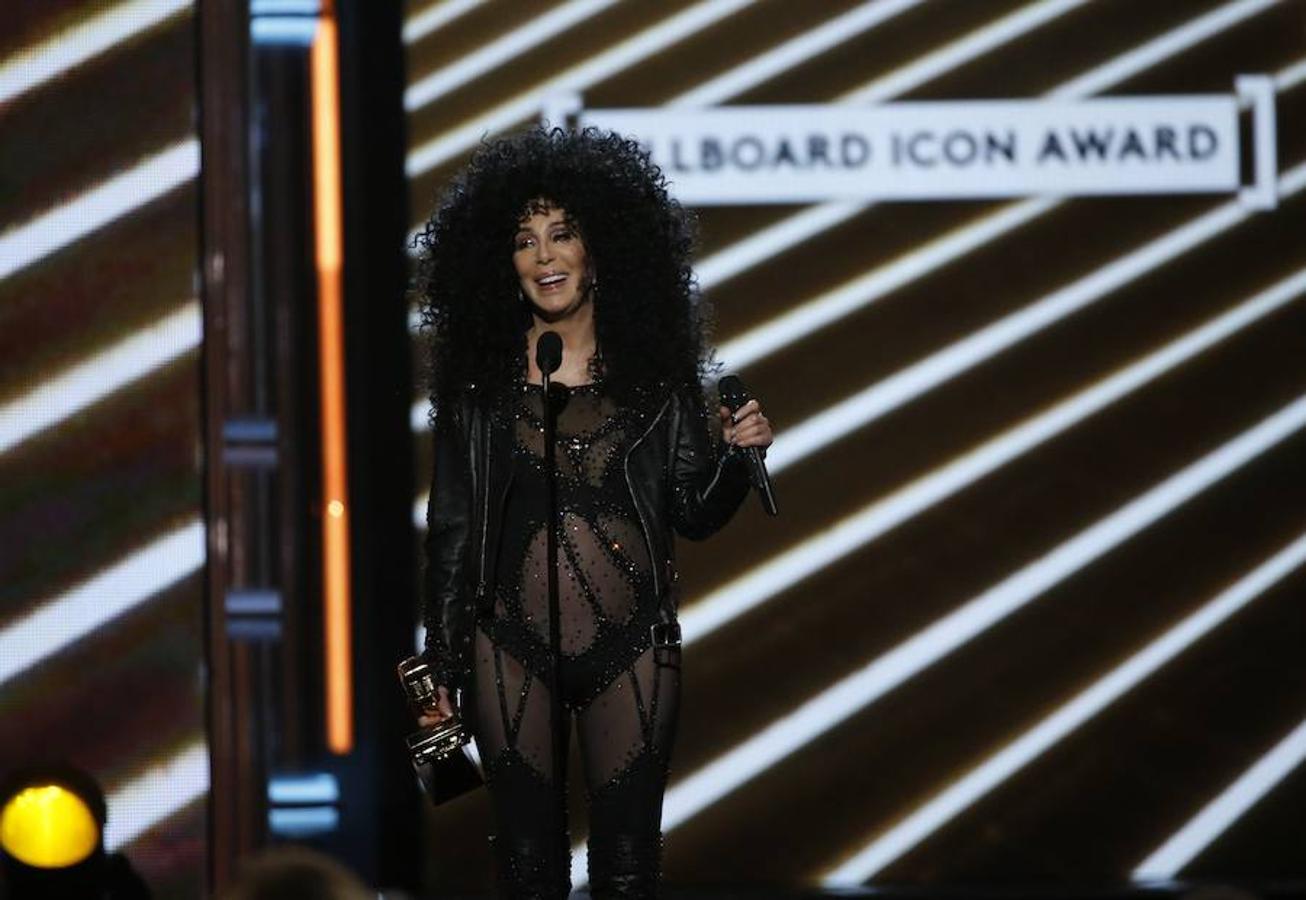 Cher se apropia de los premios Bilboard 2017