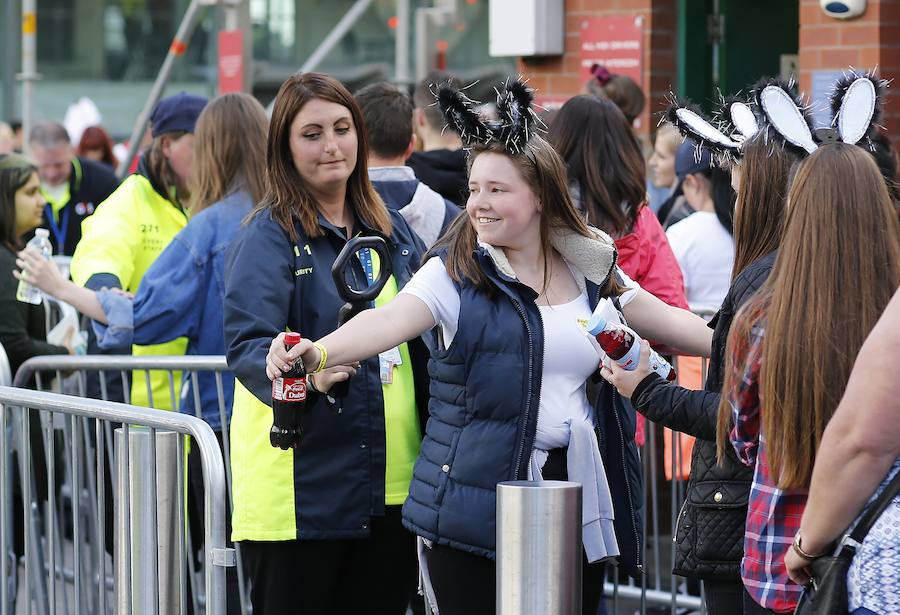 Las mejores imágenes del concierto de Ariana Grande en Manchester