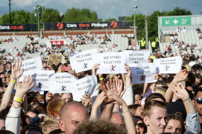 Las mejores imágenes del concierto de Ariana Grande en Manchester