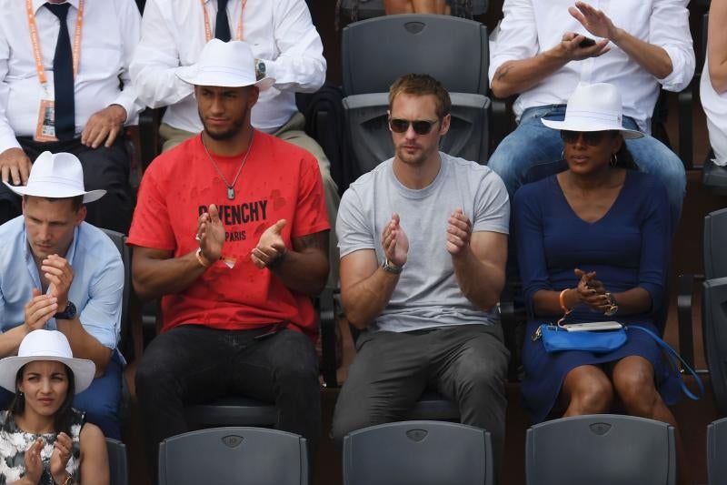 De izquierda a derecha, el boxeador galo Tony Yoka, el actor sueco Alexander Skarsgard y la exatleta Marie-Jose Pérec.