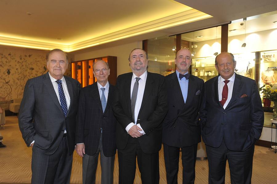 Jon Ortuzar, Ibon Areso, Javier Viar, Alfonso Batalla y Rafa Bustamante.