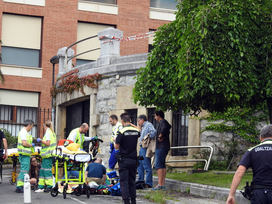 Heridas tres escolares en Getxo tras ceder una bandilla