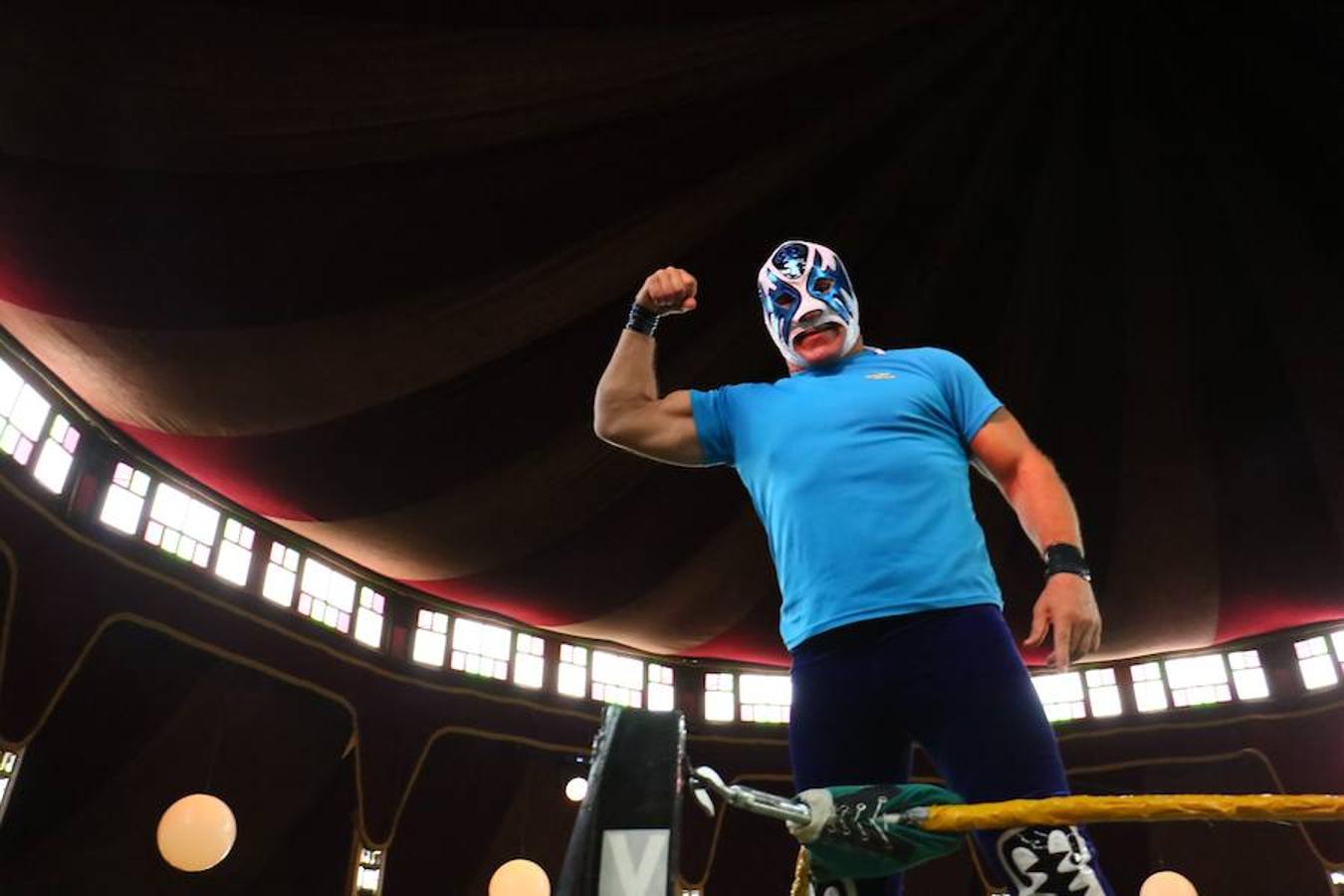 La lucha libre mexicana, todo un espectáculo en el Azkena