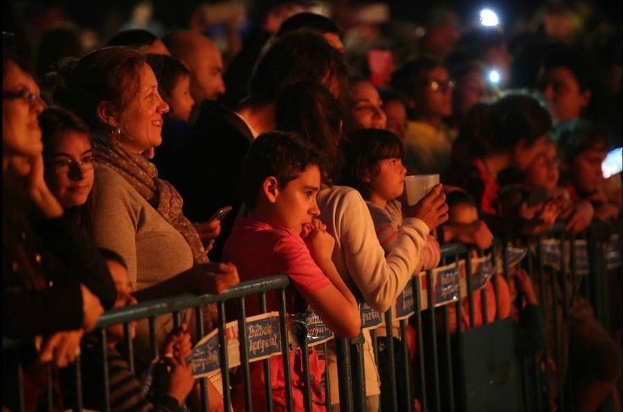 Así brilló el fuego en las hogueras vizcaínas de 2016
