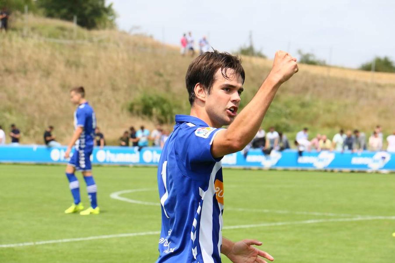 El Alavés B - Ontinyent, en imágenes