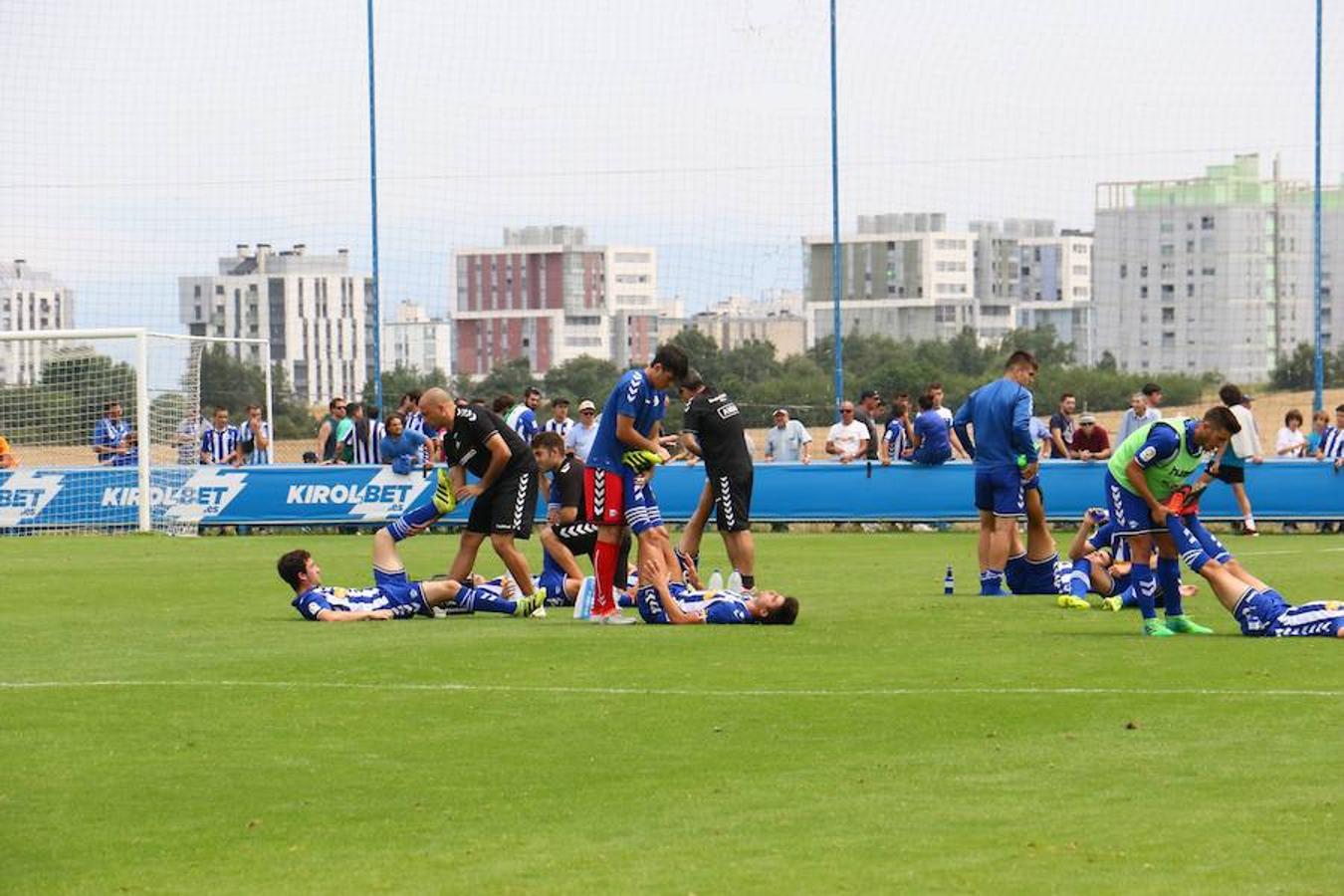 El Alavés B - Ontinyent, en imágenes