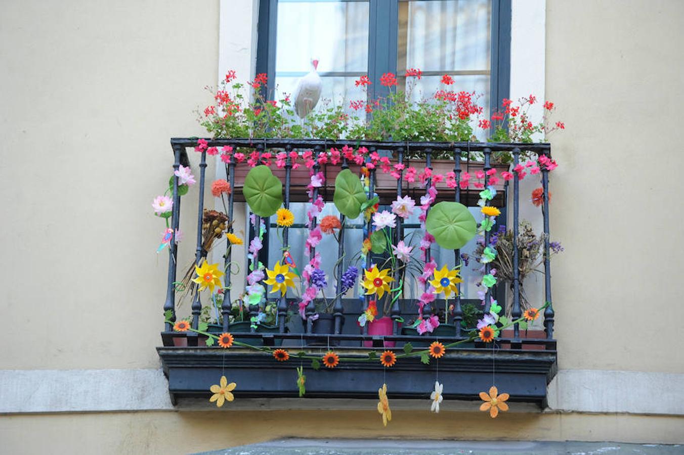 Los mejores balcones del III Concurso de Decoración de Balcones y Miradores del Casco Viejo de Bilbao