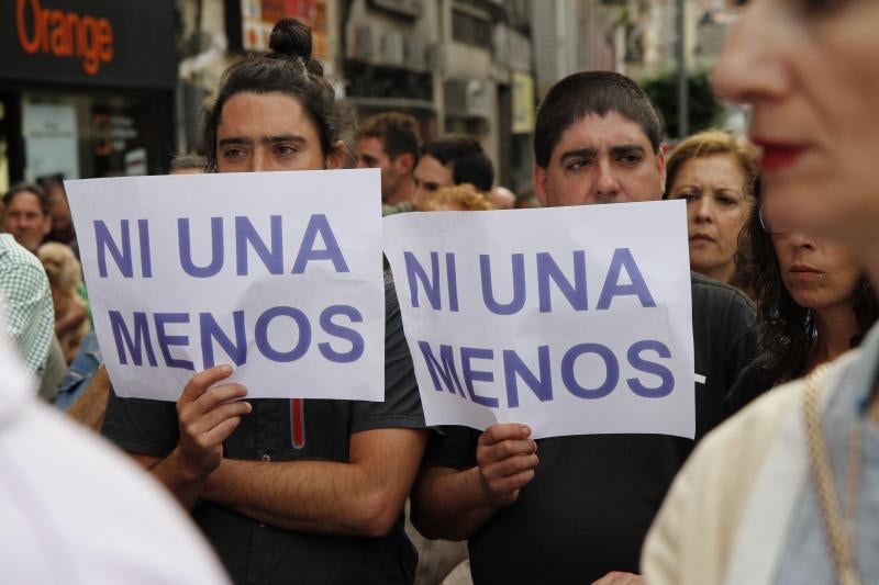 Cientos de personas han protestado en Bilbao tras el ataque machista perpetrado este fin de semana