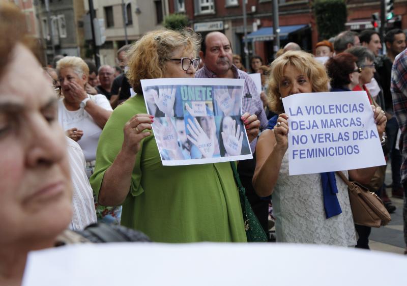 Cientos de personas han protestado en Bilbao tras el ataque machista perpetrado este fin de semana