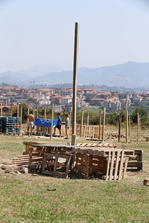 Getxo ya está preparando las txosnas para el concurso gastronómico más multitudinario, las paellas de Aixerrota 