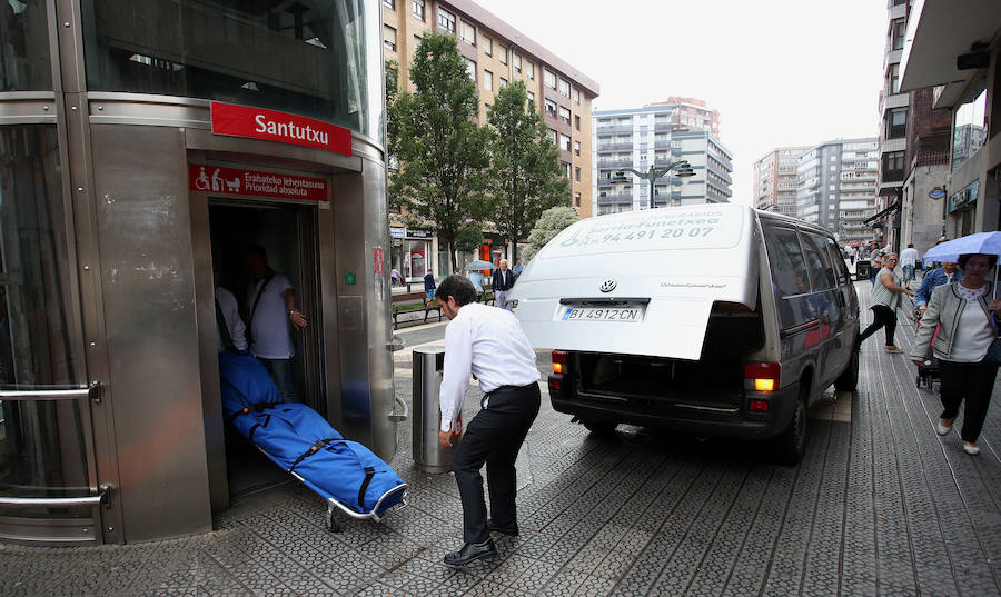 Muere un hombre al ser arrollado en la estación de metro de Santutxu