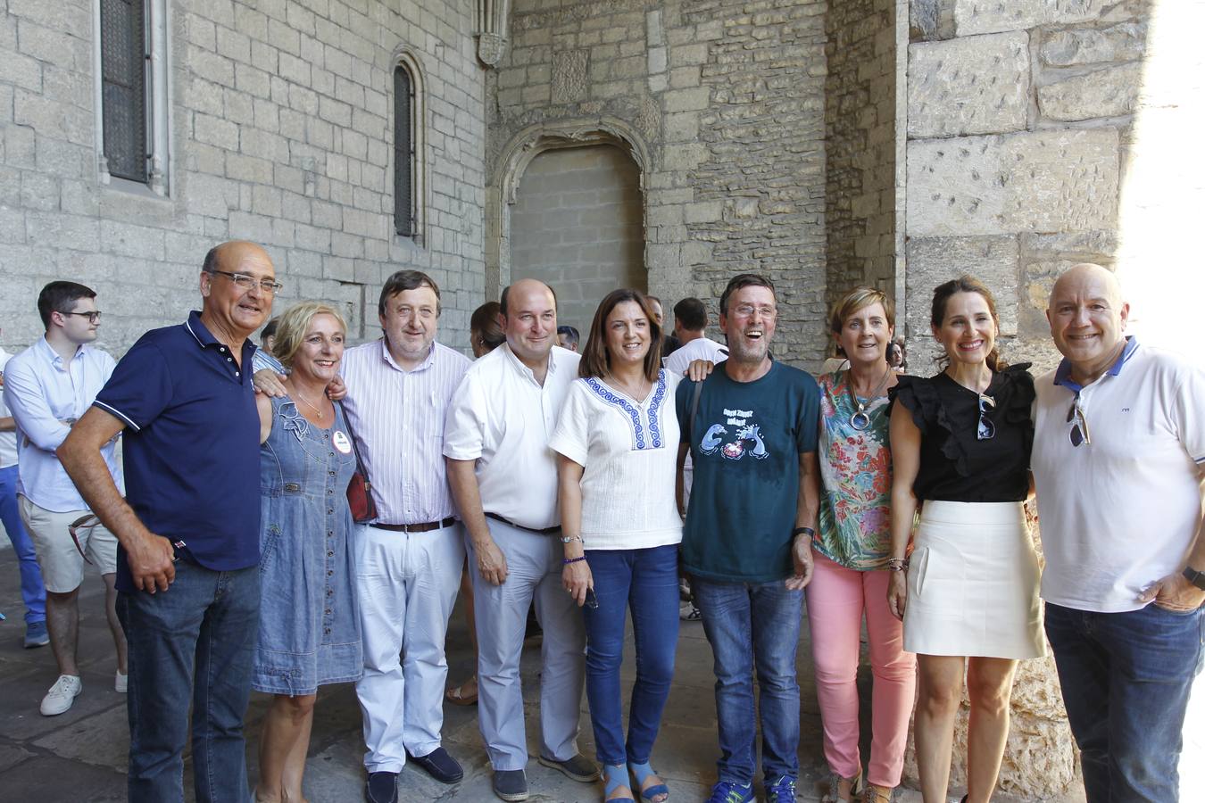 El Chupinazo de las Fiestas de Vitoria, en la balconada de San Miguel