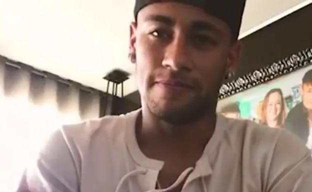 El emotivo vídeo de despedida de Neymar: «Papá, mi decisión esta tomada»