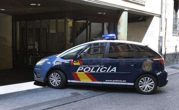 Llegada de uno de los detenidos a los Juzgados de Valladolid.