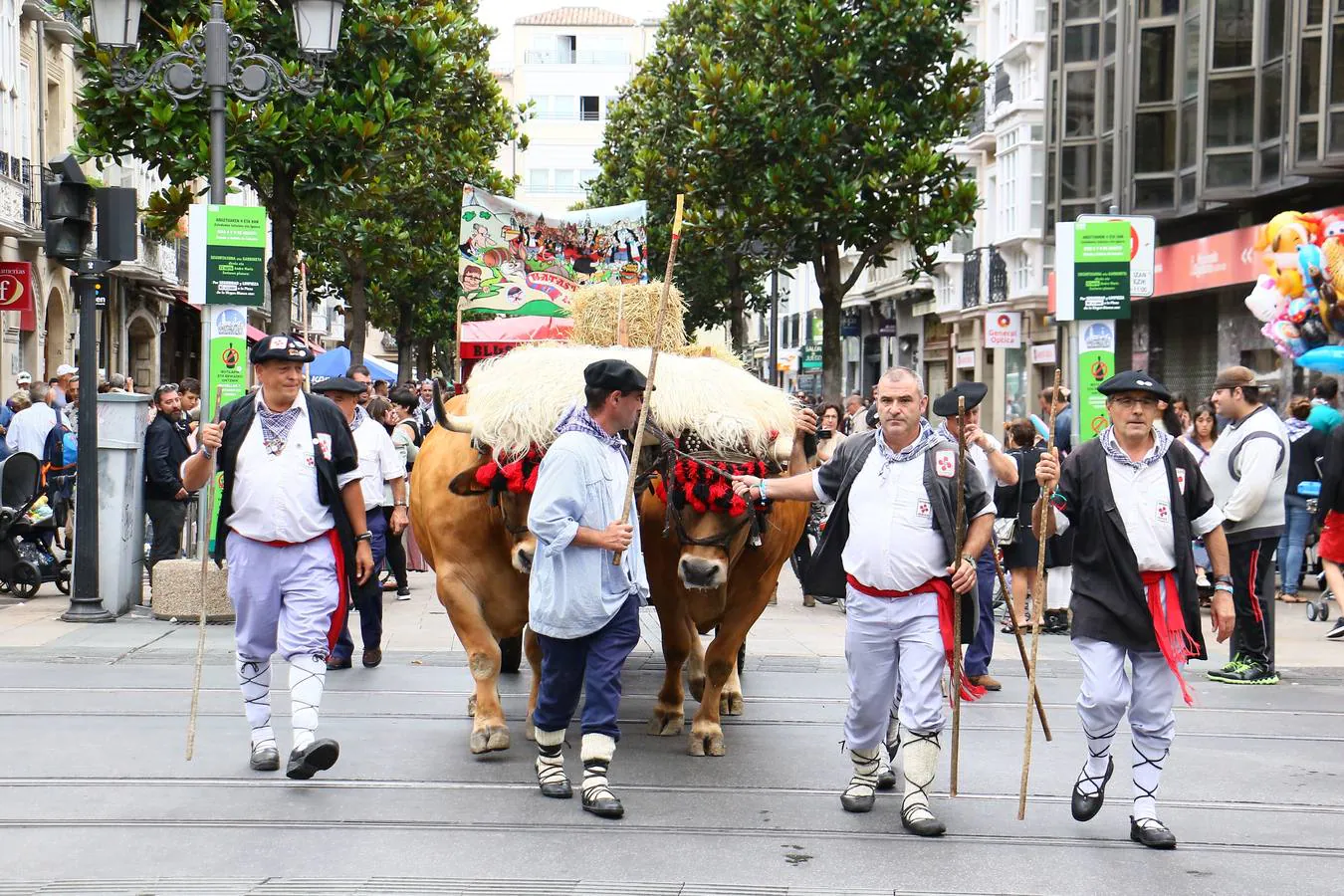 El paseíllo del día de La Blanca, rebautizado este año como &#039;kalejira&#039;