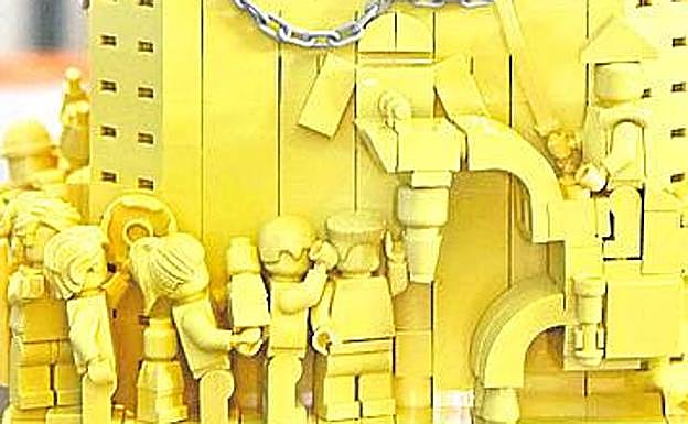 Imagen principal - Distintos detalles de la pieza.