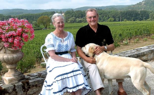 La reina Margarita y Henrik de Dinamarca.