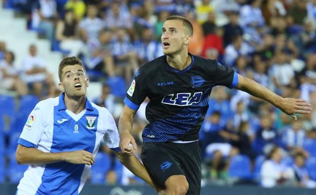 Rodrigo Ely, durante el estreno liguero ante el Leganés.