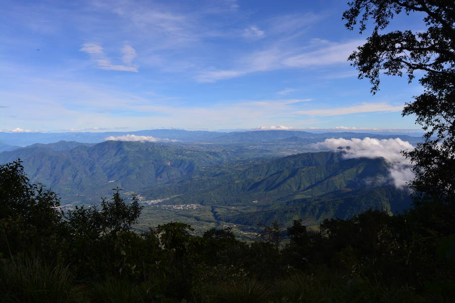 Sumendiz jositako lurralde honek hainbat eraketa geologiko igotzeko aukera eskaintzen du eta, agian, baten batek aktibo ikusi
