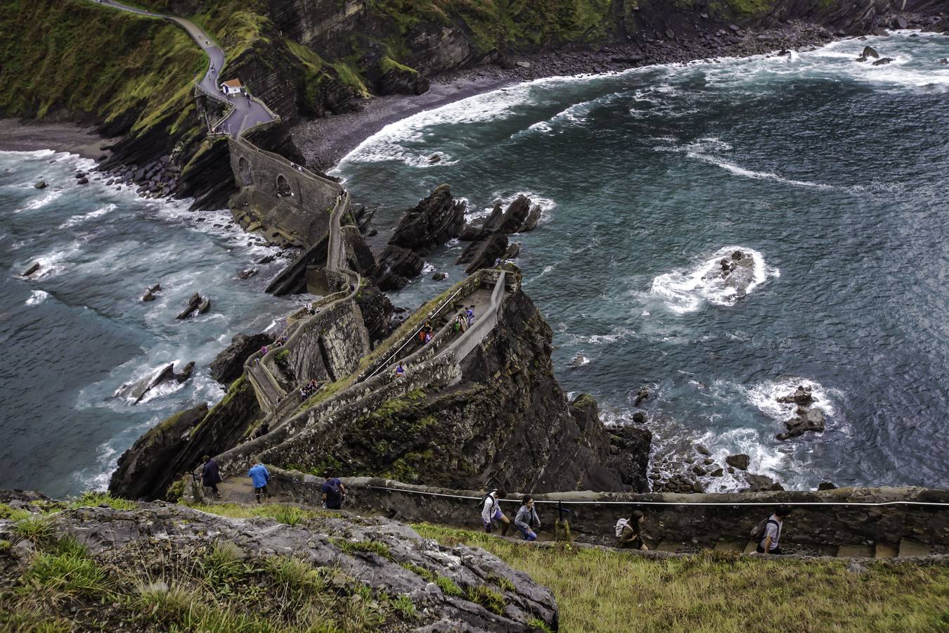 San Juan de Gaztelugatxe, visita obligada para el turista