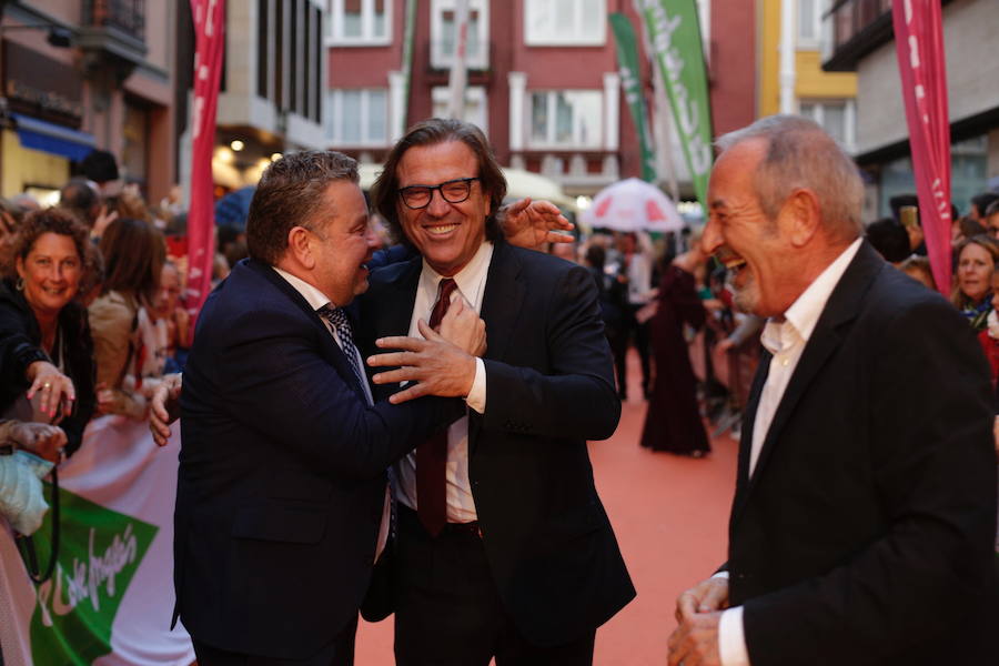 Las fotos de la alfombra naranja de la gala de clausura del FesTVal