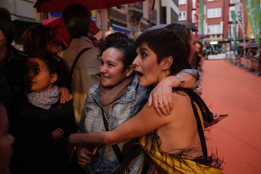 Las fotos de la alfombra naranja de la gala de clausura del FesTVal