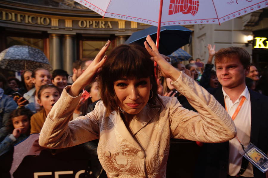 Las fotos de la alfombra naranja de la gala de clausura del FesTVal