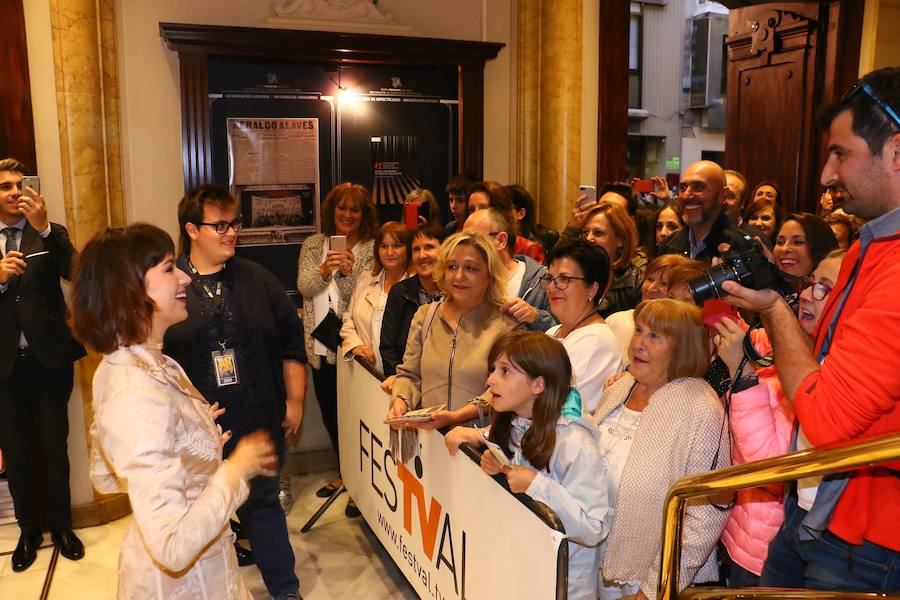 Las fotos de la alfombra naranja de la gala de clausura del FesTVal